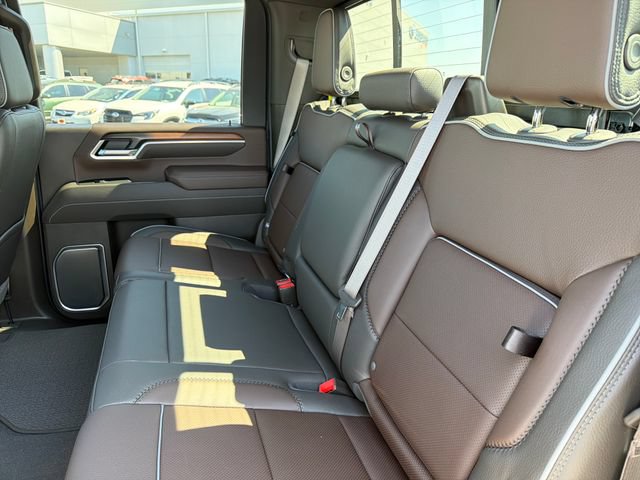 New 2026 GMC Sierra 3500 Denali w/ Denali Reserve Package AWD/4WD image 21