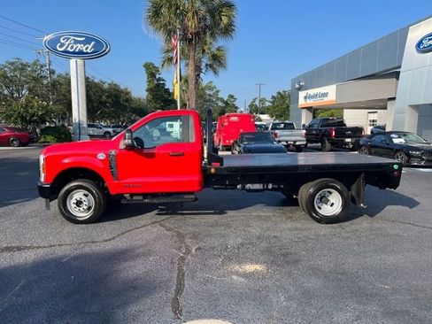 Used 2025 Ford F350 XL image 5