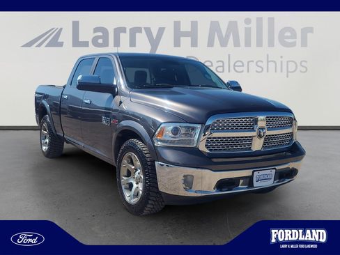 Used 2014 RAM 1500 Laramie AWD/4WD image 7