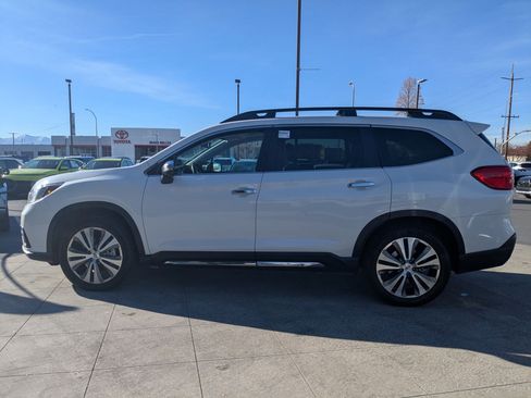 Used 2022 Subaru Ascent Touring image 9