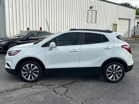 Certified 2021 Buick Encore Preferred w/ Safety Package FWD image 7