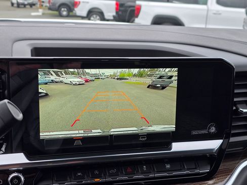 New 2025 GMC Sierra 1500 Elevation image 22