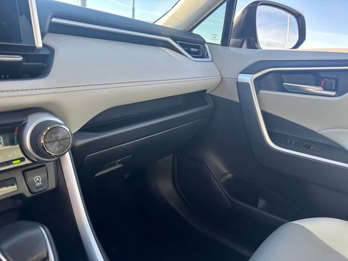 Used 2024 Toyota RAV4 XLE Premium image 24