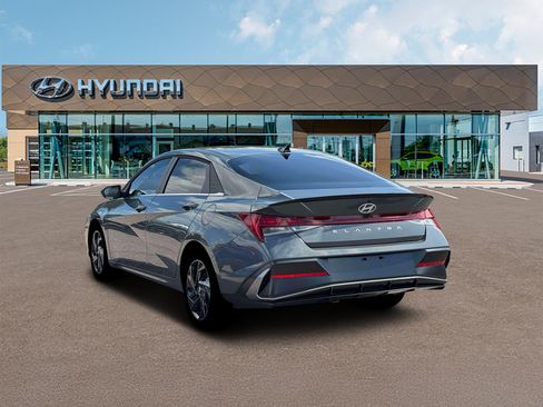 New 2026 Hyundai Elantra SEL Sport Premium FWD image 5