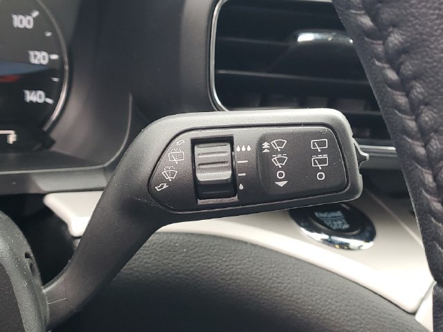 Used 2024 Ford Explorer XLT w/ Equipment Group 202A AWD/4WD image 22