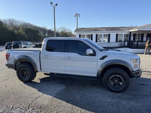 Used 2017 Ford F150 Raptor w/ Equipment Group 802A Luxury image 3