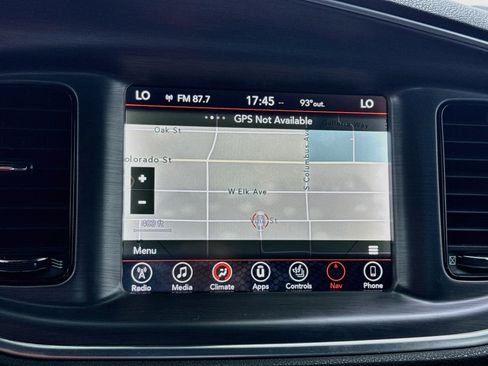 Used 2017 Dodge Charger R/T w/ Navigation & Travel Group RWD image 9