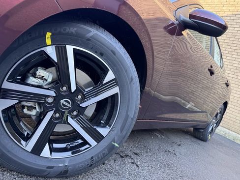 New 2025 Nissan Sentra SV image 32