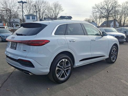 Certified 2025 Audi Q5 Premium w/ Convenience Package image 25