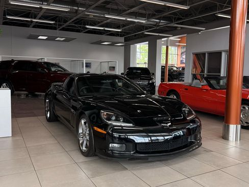 Used 2011 Chevrolet Corvette Grand Sport RWD image 1