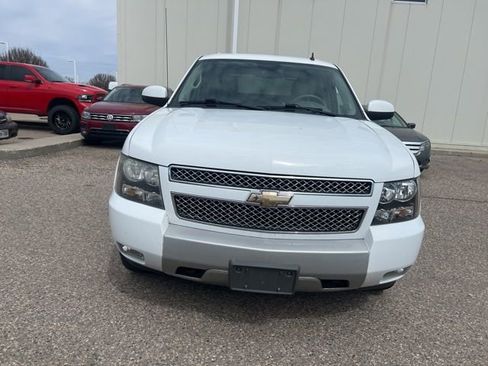 Used 2010 Chevrolet Avalanche LT w/ Luxury Package image 5