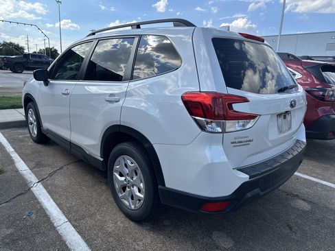 Used 2020 Subaru Forester w/ Alloy Wheel Package image 2