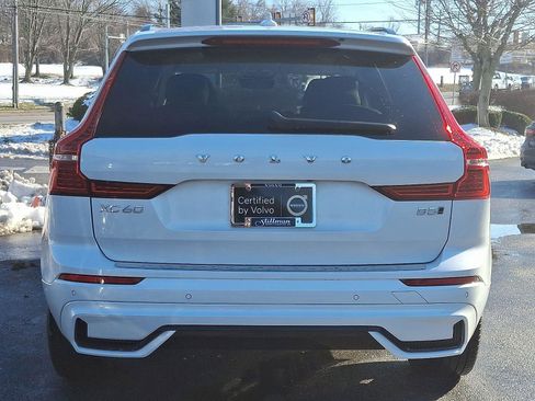Certified 2023 Volvo XC60 B5 Plus w/ Protection Package Premier image 5