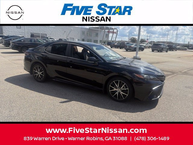 Used 2024 Toyota Camry SE FWD image 4