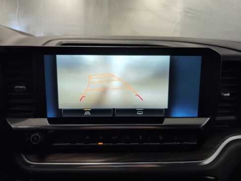 Used 2023 Chevrolet Silverado 1500 LT Trail Boss image 12