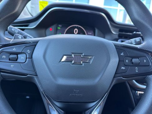 Used 2023 Chevrolet Bolt EUV LT w/ Driver Confidence Package image 23