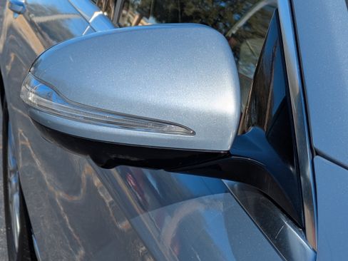 Used 2015 Mercedes-Benz S 550 Sedan image 11