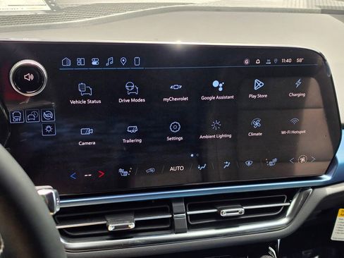 New 2026 Chevrolet Equinox EV LT AWD/4WD image 26