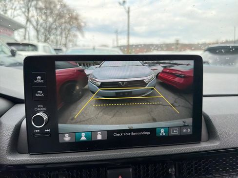 Used 2025 Honda CR-V Sport Touring image 29