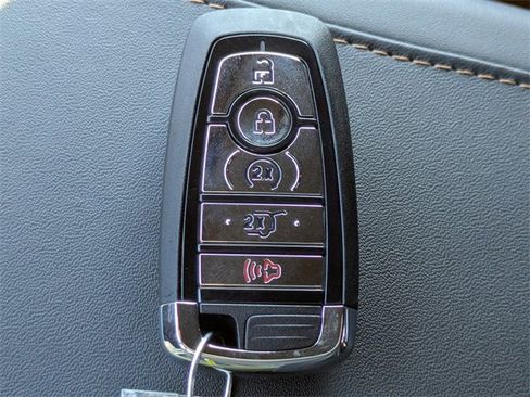 New 2025 Lincoln Navigator Black Label image 30