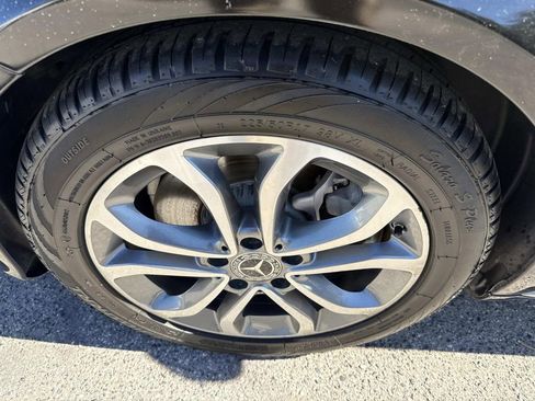 Used 2018 Mercedes-Benz C 300 Sedan image 12