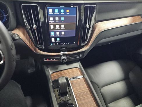 Used 2024 Volvo XC60 T8 Plus w/ Protection Package Premier AWD/4WD image 14