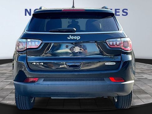 Used 2019 Jeep Compass Latitude w/ Cold Weather Group image 5