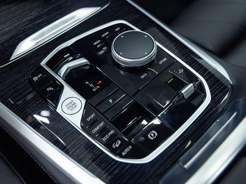 New 2026 BMW X5 xDrive40i image 17