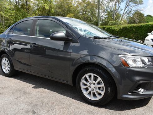 Used 2019 Chevrolet Sonic LT image 27