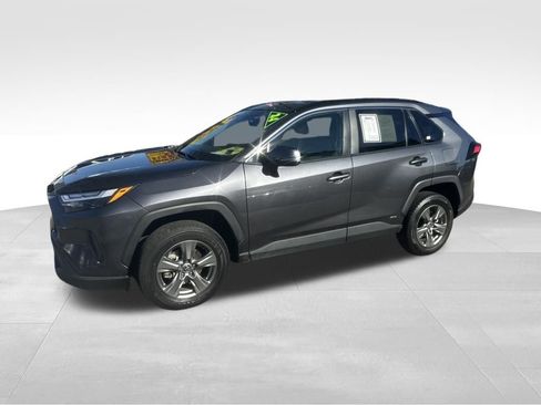 Used 2024 Toyota RAV4 XLE image 3