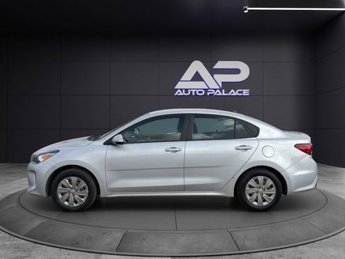 Used 2020 Kia Rio S image 3