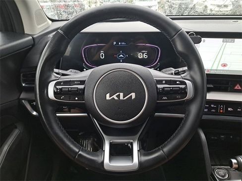 Used 2023 Kia Sportage EX image 25