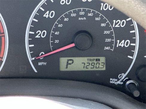 Used 2010 Toyota Corolla LE image 12