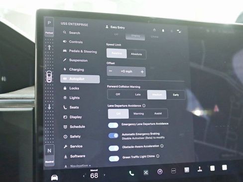 Used 2023 Tesla Model X image 23