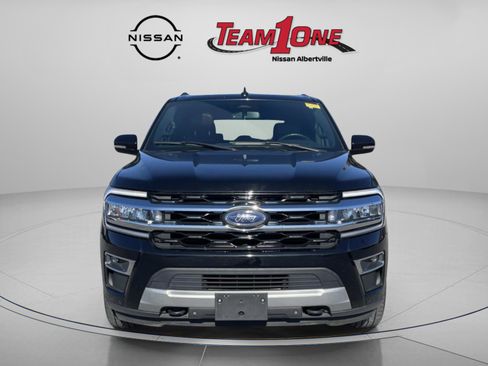 Used 2023 Ford Expedition Limited image 5