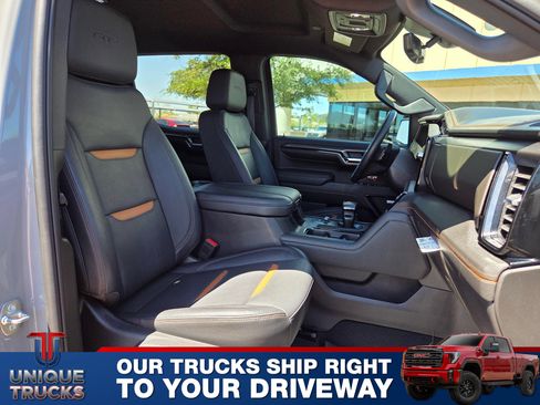 Used 2024 GMC Sierra 1500 AT4 w/ Technology Package AWD/4WD image 29