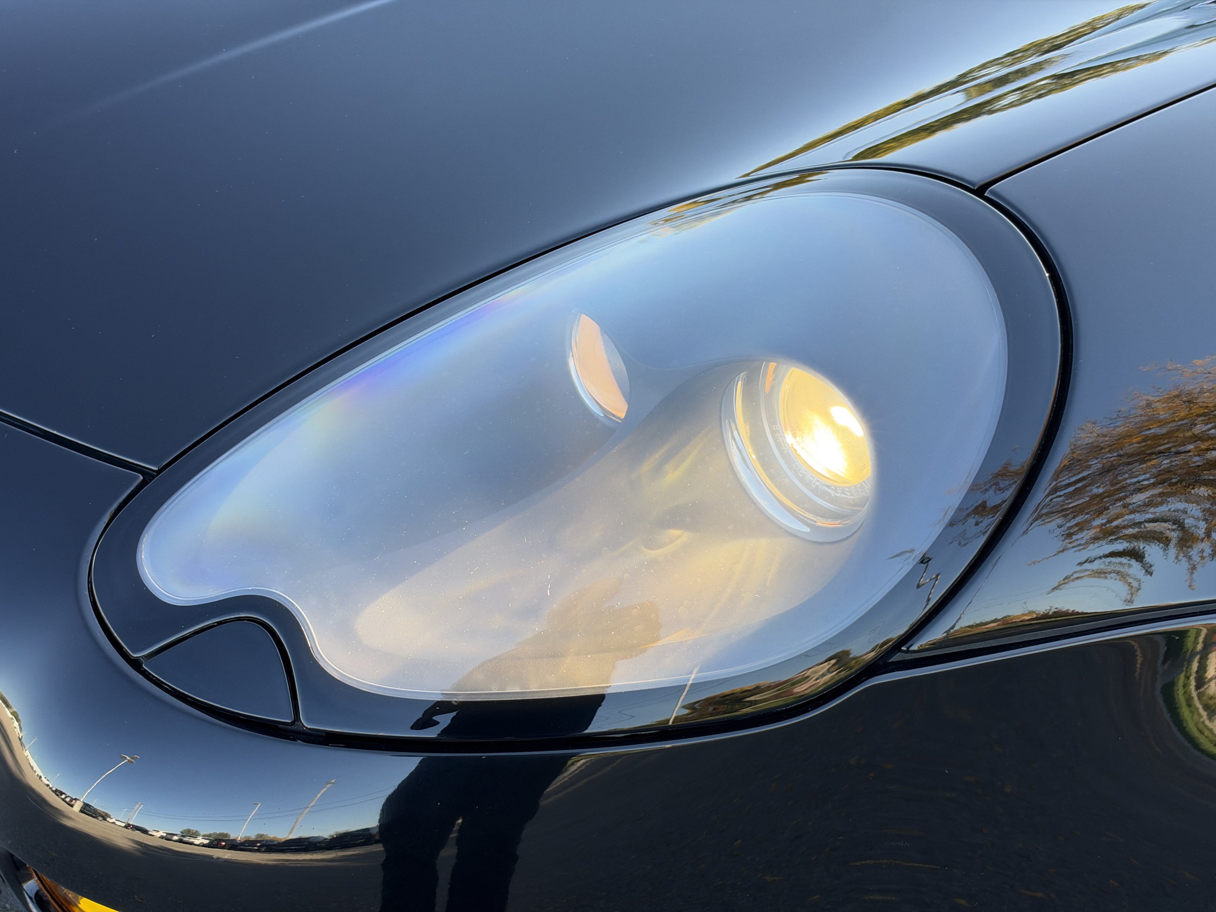 Used 2003 BMW Z8 RWD image 21