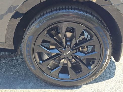 Certified 2023 Kia Sorento SX AWD/4WD image 14