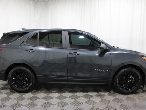 Used 2020 Chevrolet Equinox LS w/ LS Convenience Package AWD/4WD image 27