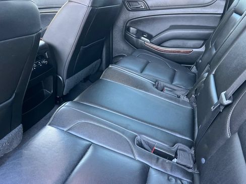 Used 2019 GMC Yukon XL SLT AWD/4WD image 15