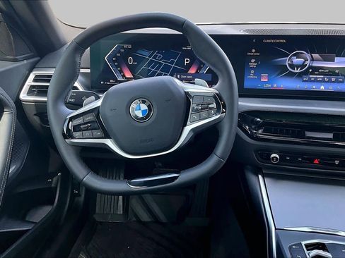 Used 2026 BMW 230i Coupe w/ Convenience Package RWD image 5