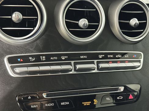 Used 2017 Mercedes-Benz GLC 300 4MATIC Coupe w/ Premium 2 Package image 19