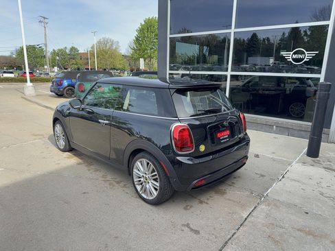 Certified 2024 MINI Cooper SE FWD image 3