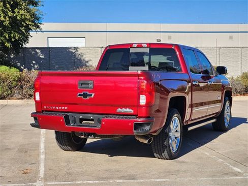 Used 2018 Chevrolet Silverado 1500 High Country image 5