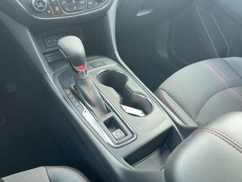 Used 2023 Chevrolet Equinox RS w/ LPO, Cargo Package image 32