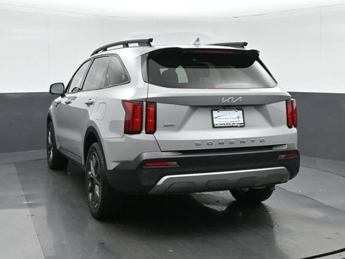 Used 2022 Kia Sorento SX Prestige AWD/4WD image 5
