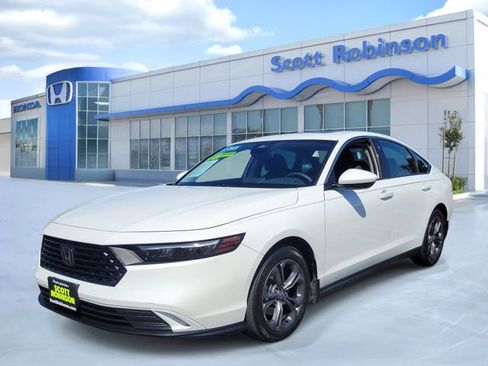 Certified 2023 Honda Accord EX image 2