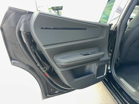 New 2026 Polestar Polestar 4 image 16