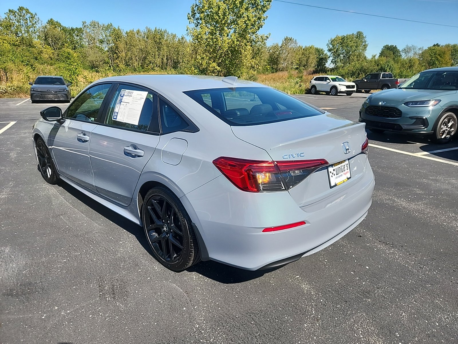 Used 2024 Honda Civic Sport image 4