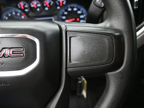 Used 2021 GMC Sierra 2500 4x4 Crew Cab w/ Convenience Package image 29